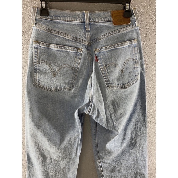 Levi’s Ribcage Straight Light Wash High Waisted Tango Fade Jeans - Picture 14 of 16